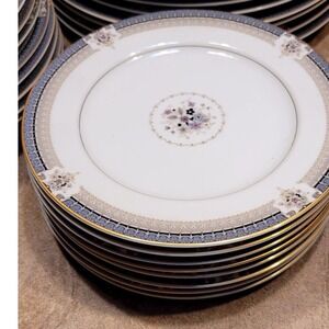 Mikasa Grande Ivory Tropez L5504 Japan Dinner Plates Set 4 Elegant Floral Gold